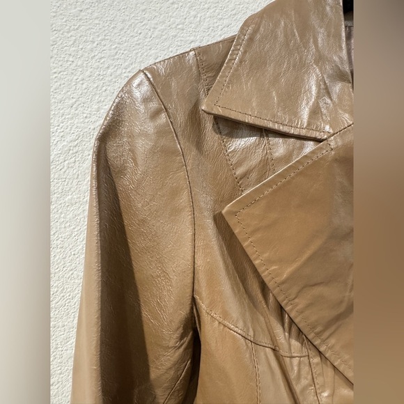 Vintage Guess Jeans 100% Leather Shiny Tan Collared Y2K Jacket Size Large - Picture 3 of 13